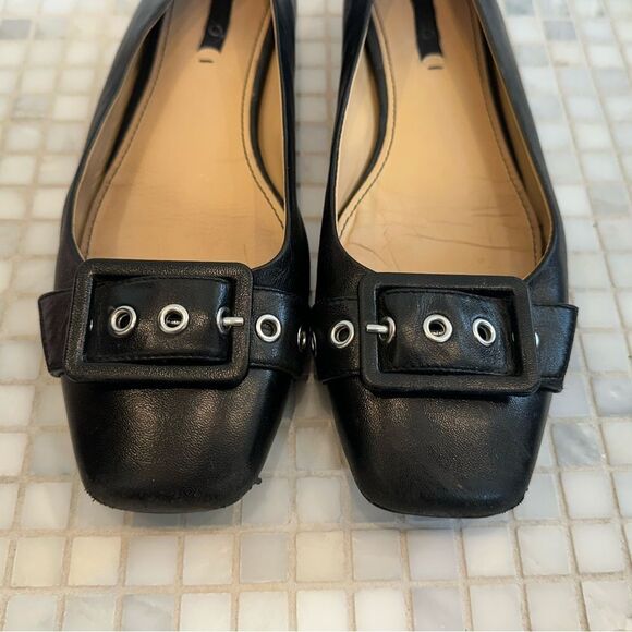 Ecco Shoes Black Leather Flats with Buckle Toe - Picture 5 of 12